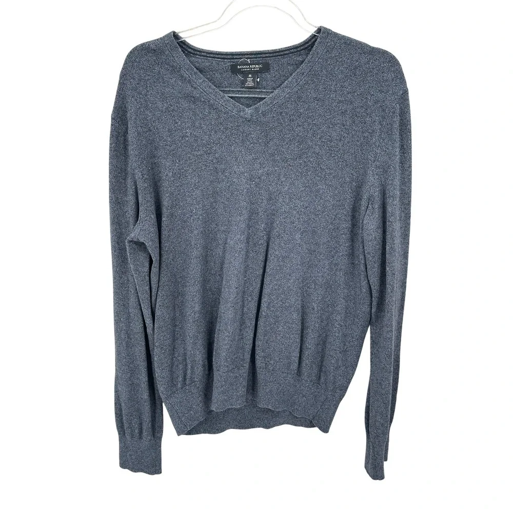 Banana Republic Sweater Mens‎ Medium Gray Silk Cotton Luxury Blend V-Neck Staple